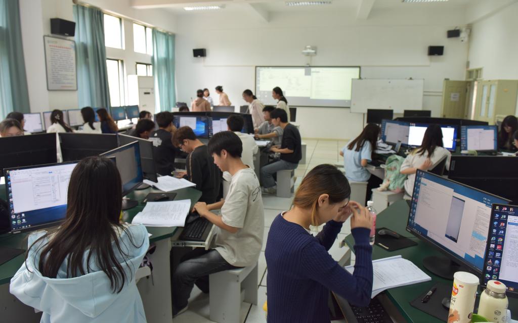 会计学等相关专业的课程实训与...